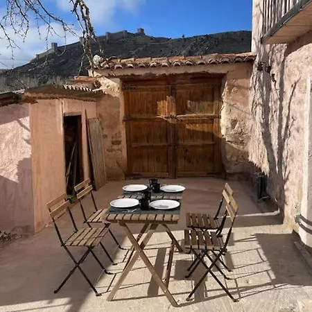 Hébergement de vacances Acogedora Casa Con Patio-parking Albarracín