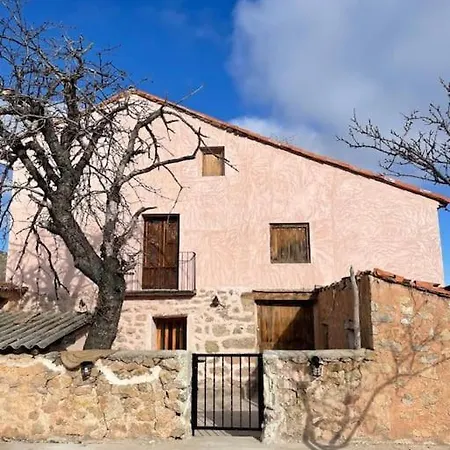 Acogedora Casa Con Patio-parking