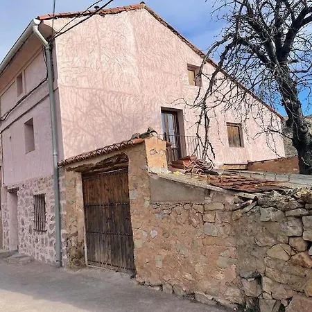 Acogedora Casa Con Patio-parking Albarracín