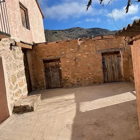 Holiday home Acogedora Casa Con Patio-parking Albarracin