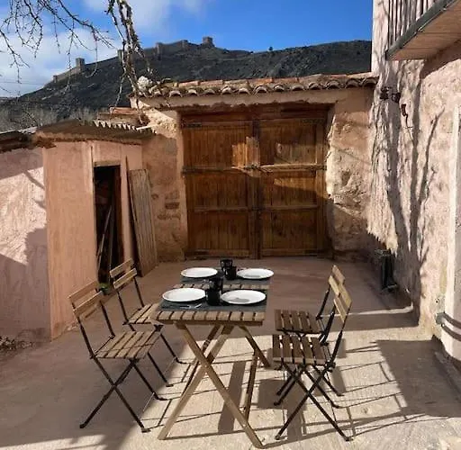 Ferienhaus Acogedora Casa Con Patio-parking Albarracín