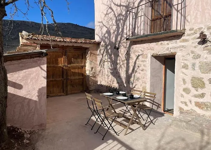 Acogedora Casa Con Patio-parking Feriehus